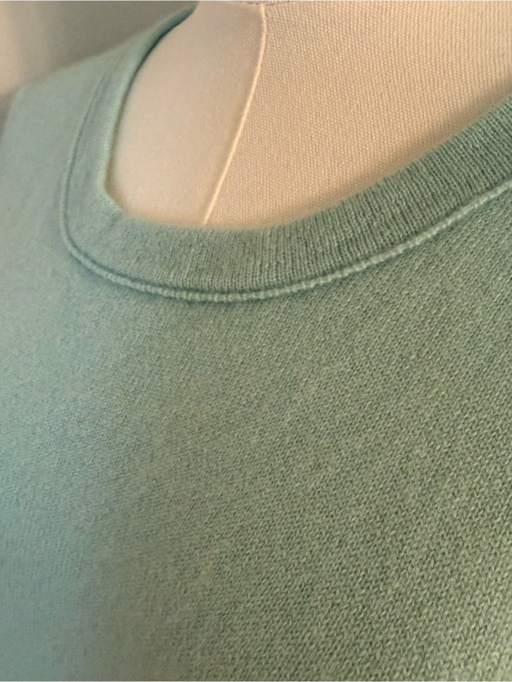 J. Crew Collection 100% Italian Cashmere Sweater M Aqua Blue Crewneck - Picture 2 of 8